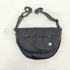🧩Lululemon All Night Festival Bag 5L - Black